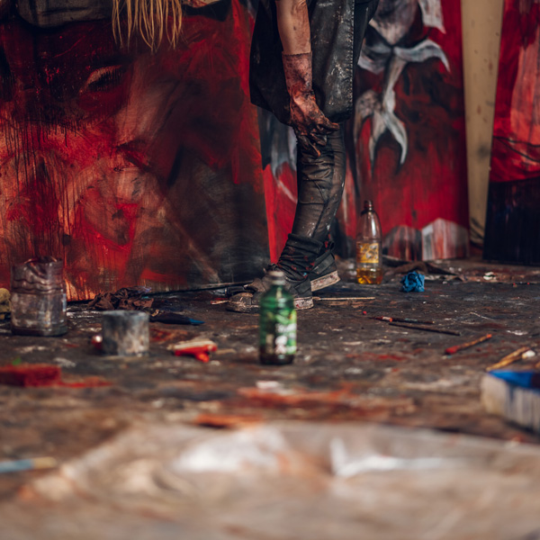 Painting a set